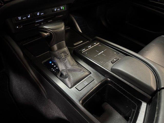 used 2022 Lexus ES 350 car, priced at $36,900