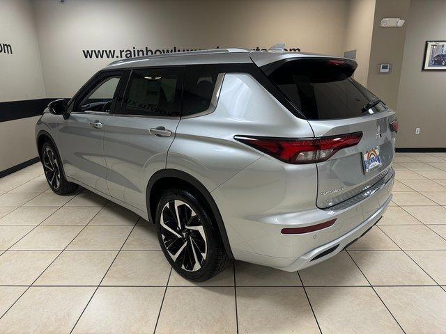 new 2024 Mitsubishi Outlander car, priced at $32,945