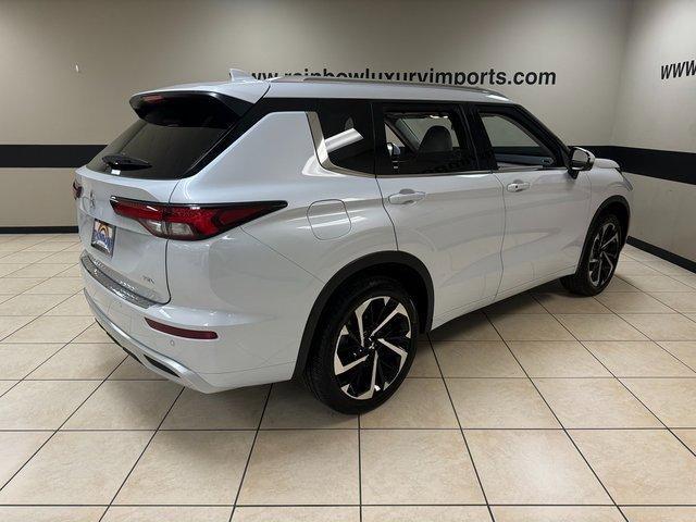 new 2024 Mitsubishi Outlander car, priced at $33,540