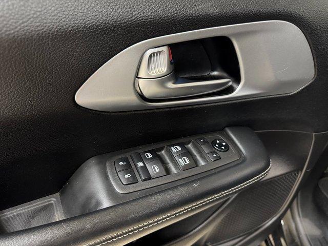 used 2021 Chrysler Pacifica car, priced at $27,700