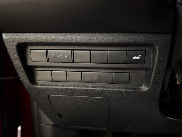 used 2024 Mitsubishi Outlander car, priced at $27,687