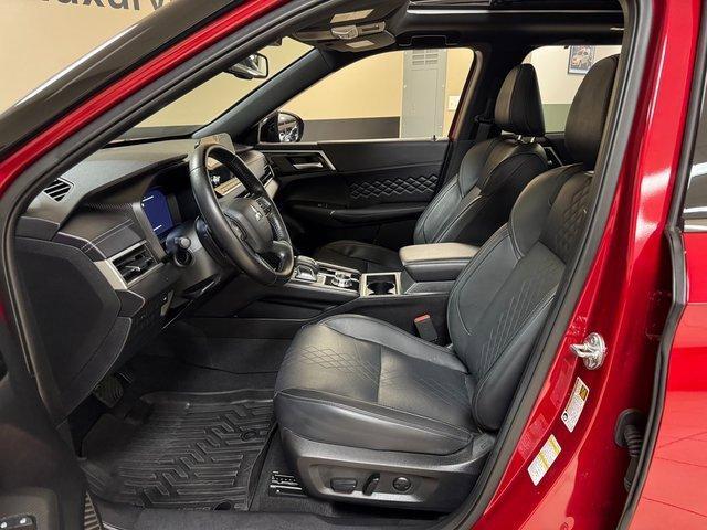 used 2024 Mitsubishi Outlander car, priced at $27,687