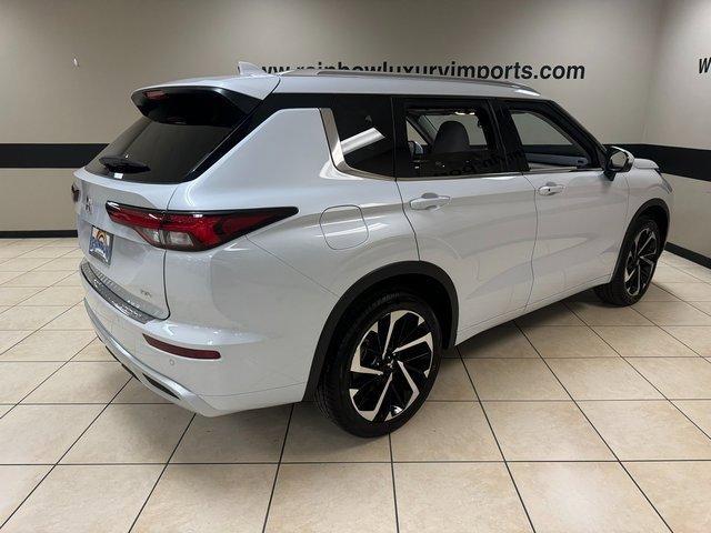 new 2024 Mitsubishi Outlander car, priced at $33,540