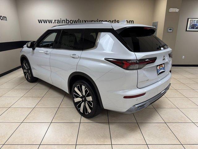 new 2025 Mitsubishi Outlander car, priced at $38,979