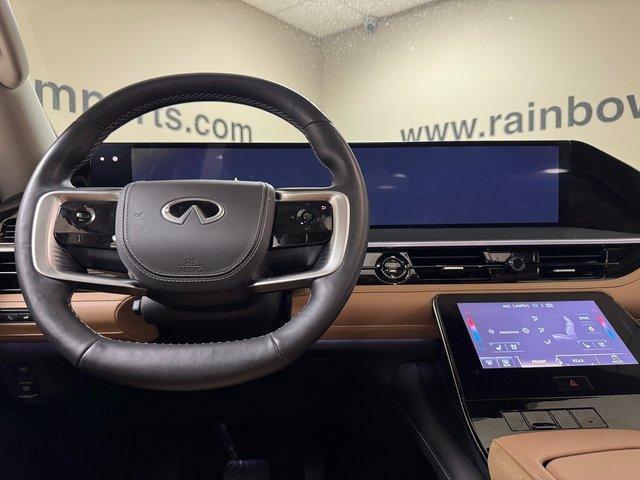 used 2025 INFINITI QX80 car, priced at $86,500