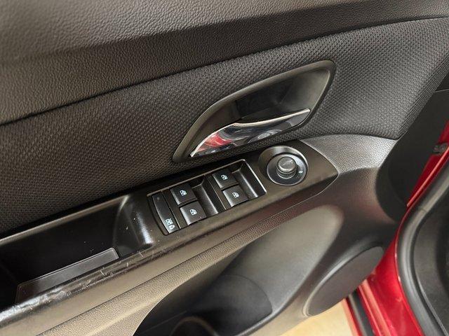 used 2014 Chevrolet Cruze car, priced at $7,700