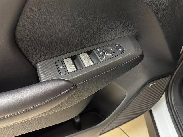 new 2025 Mitsubishi Outlander car