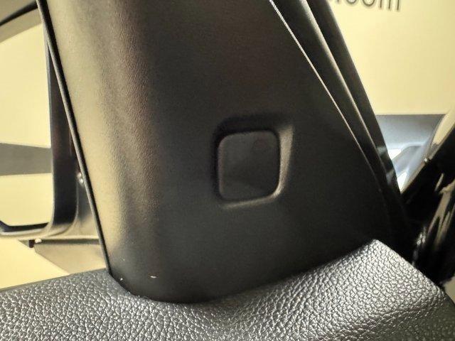 used 2024 Acura RDX car, priced at $40,900