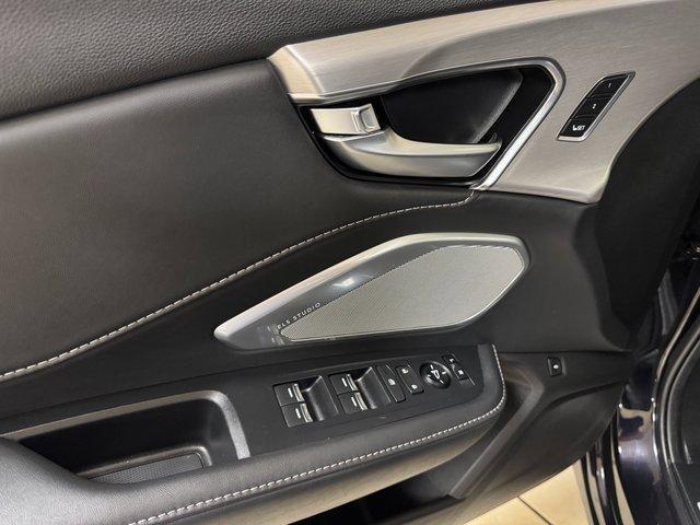 used 2024 Acura RDX car, priced at $40,900