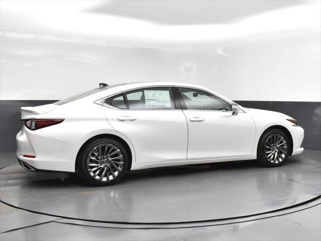 new 2025 Lexus ES 350 car, priced at $56,305