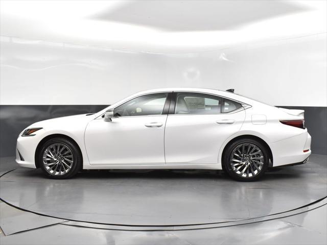 new 2025 Lexus ES 350 car, priced at $56,305