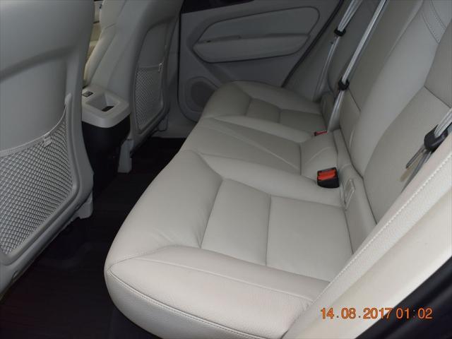 used 2025 Volvo XC60 car, priced at $51,914