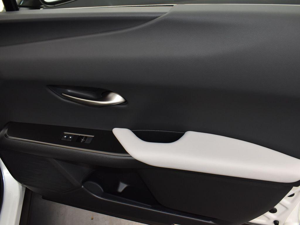 new 2025 Lexus UX 300h car, priced at $43,525