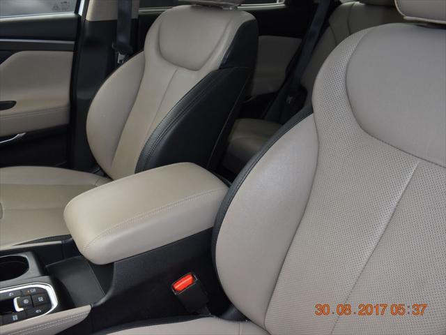 used 2020 Hyundai Santa Fe car, priced at $23,414