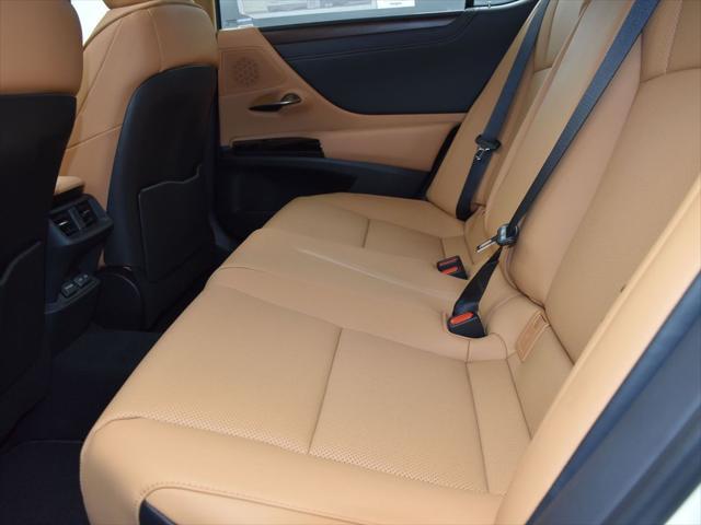 new 2025 Lexus ES 350 car, priced at $47,870