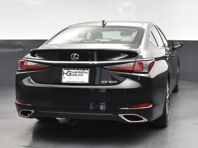 new 2025 Lexus ES 350 car, priced at $55,979