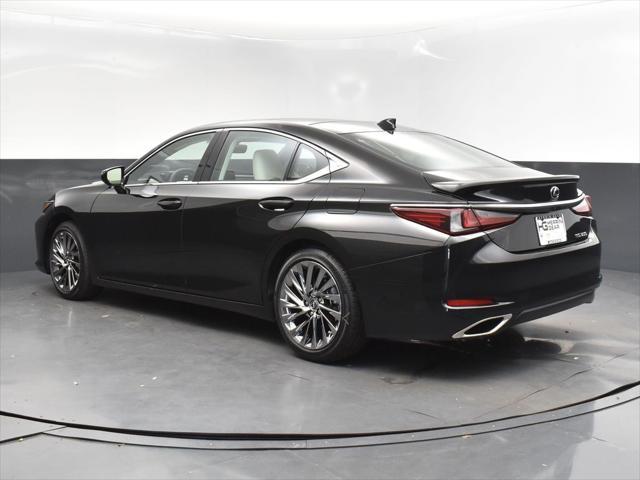 new 2025 Lexus ES 350 car, priced at $55,675