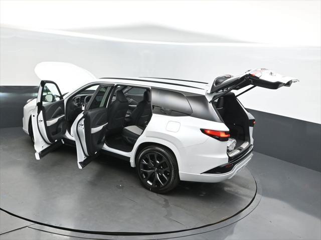 new 2025 Lexus TX 500h car, priced at $73,860