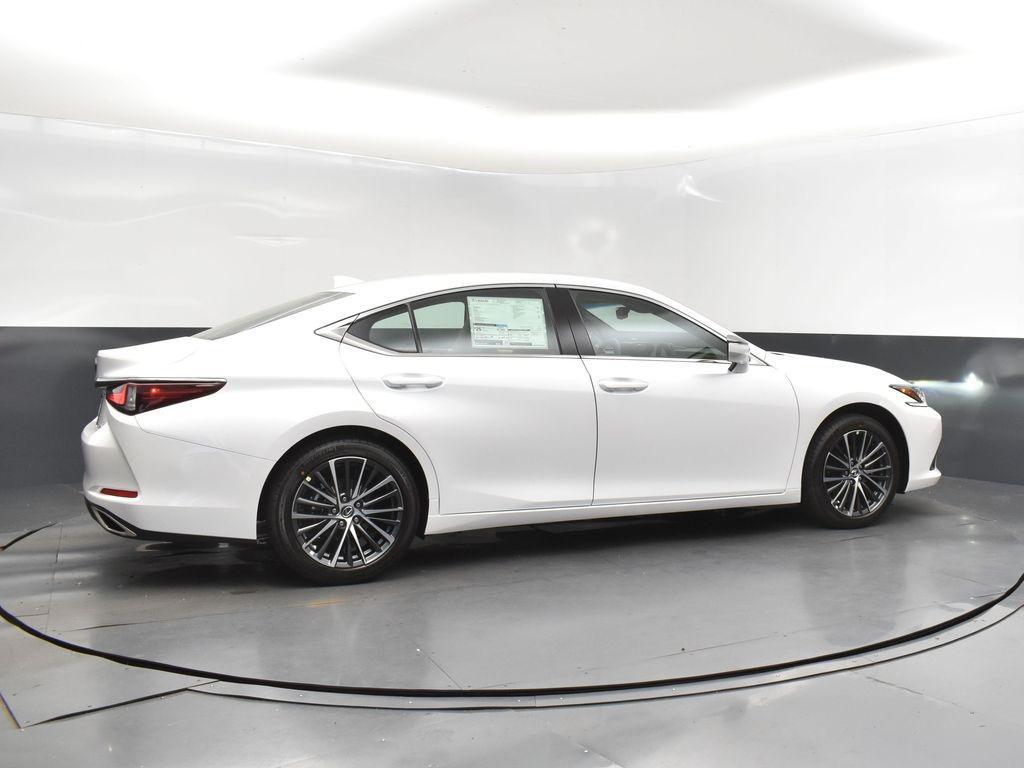 new 2025 Lexus ES 350 car, priced at $49,875