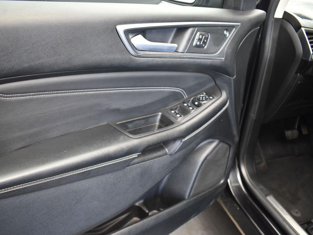 used 2024 Ford Edge car, priced at $26,000