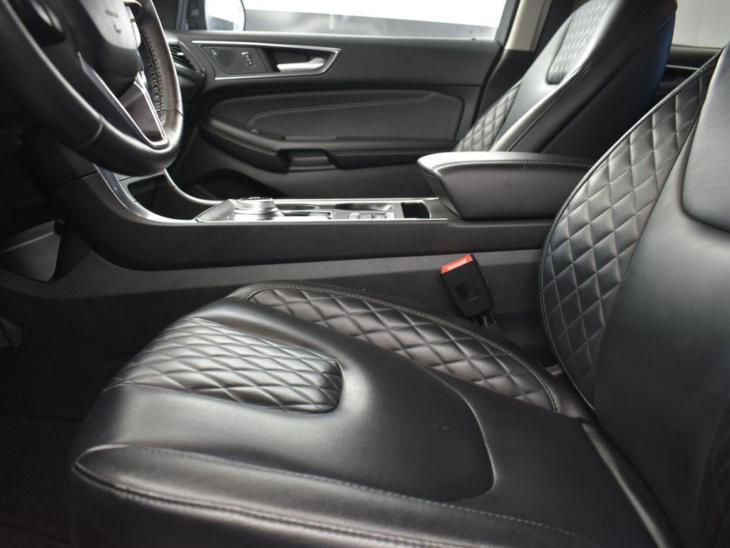 used 2024 Ford Edge car, priced at $26,000