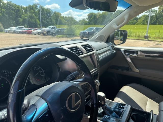 used 2020 Lexus GX 460 car, priced at $41,740