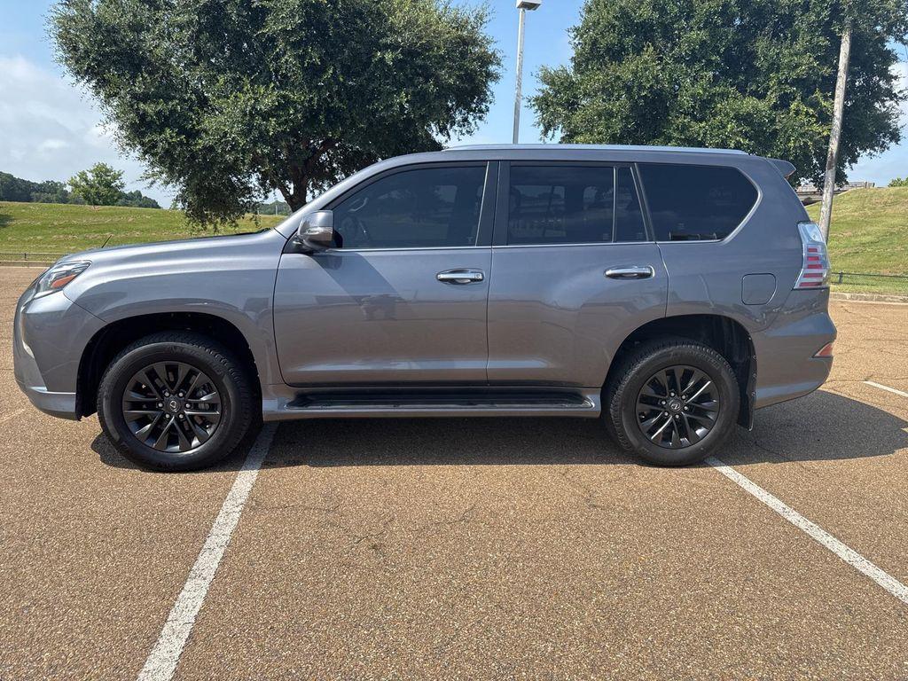 used 2023 Lexus GX 460 car, priced at $61,000