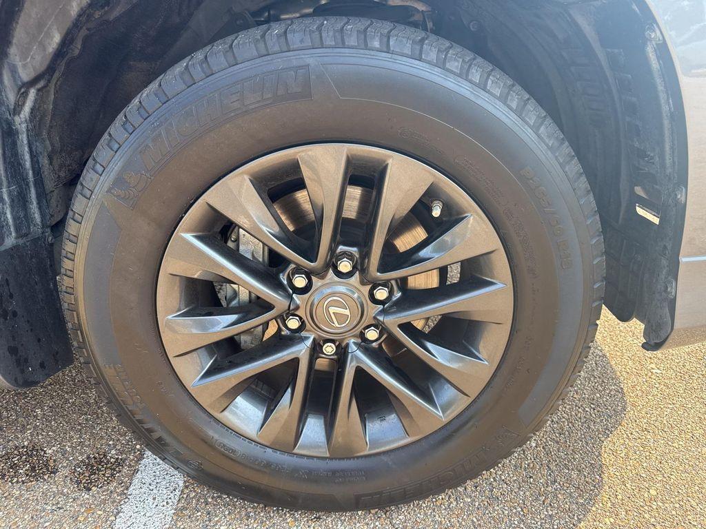used 2023 Lexus GX 460 car, priced at $61,000