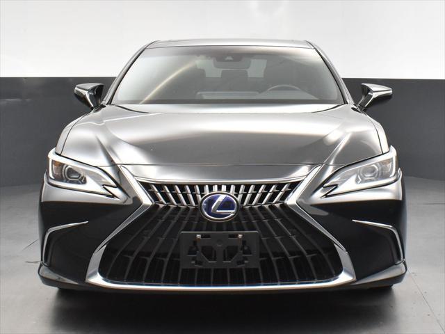 used 2022 Lexus ES 300h car, priced at $30,872