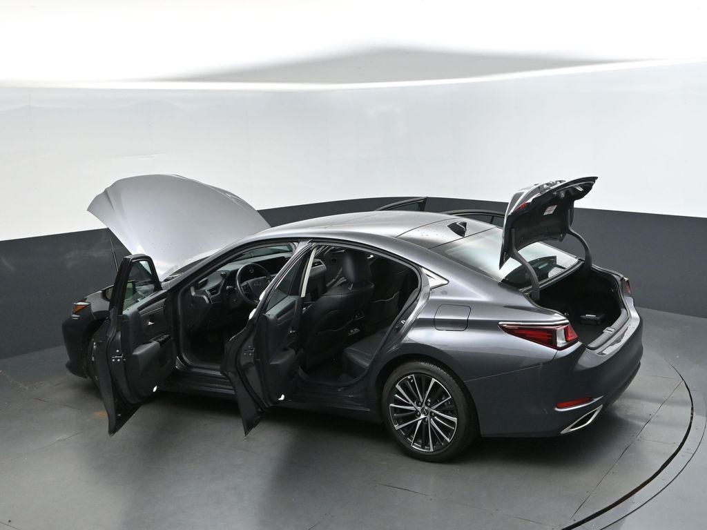 used 2025 Lexus ES 350 car, priced at $48,000