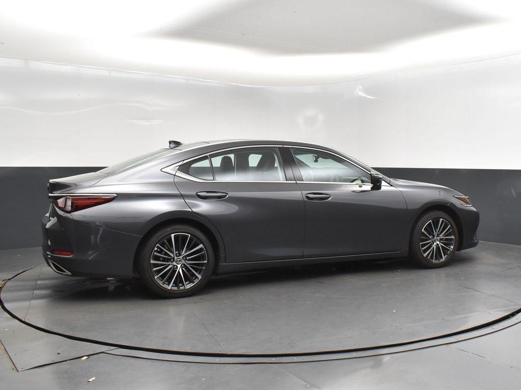 used 2025 Lexus ES 350 car, priced at $48,000