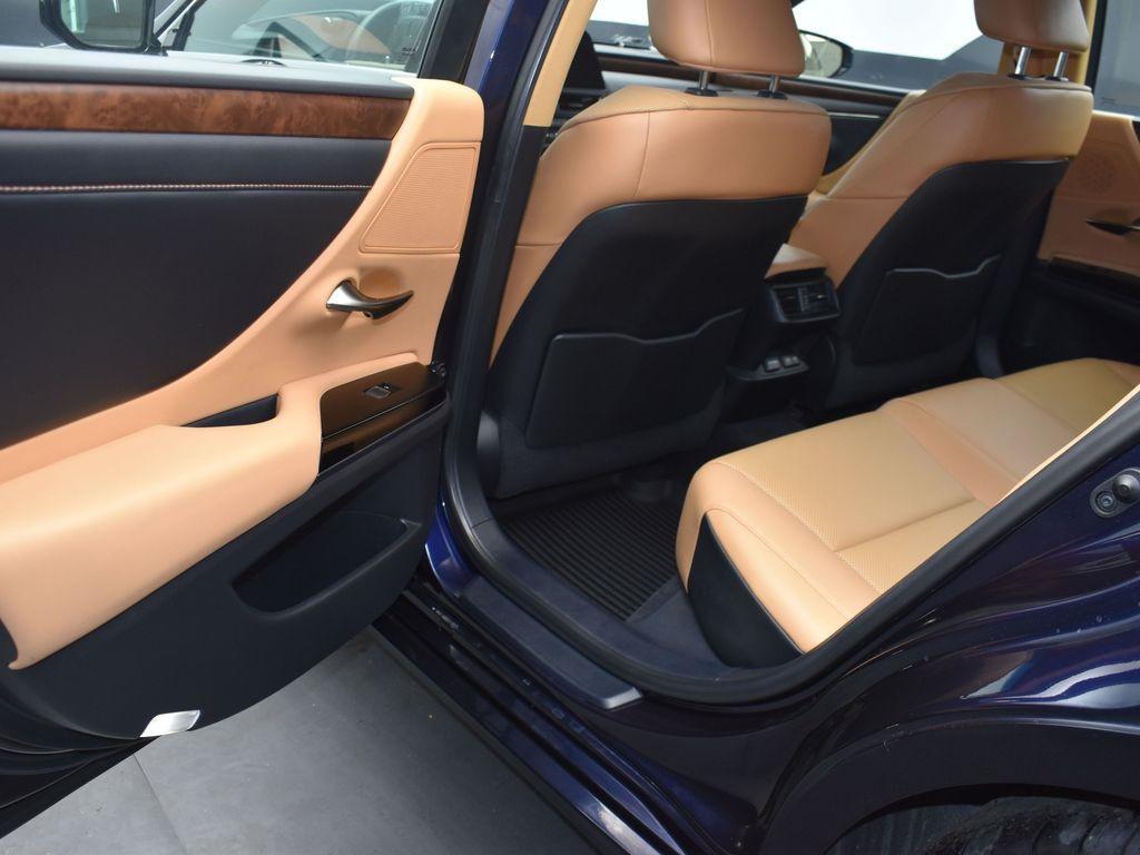 used 2022 Lexus ES 350 car, priced at $40,902