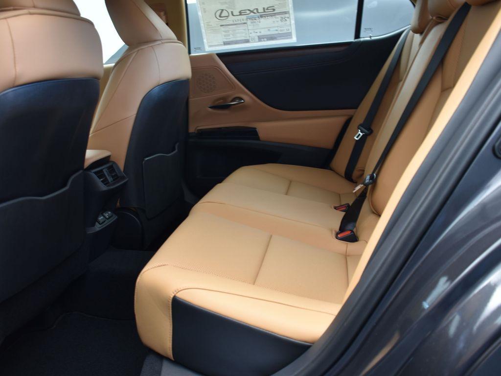 new 2025 Lexus ES 350 car, priced at $50,385