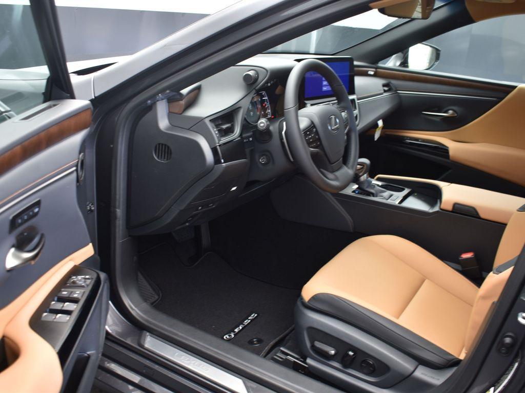 new 2025 Lexus ES 350 car, priced at $50,385