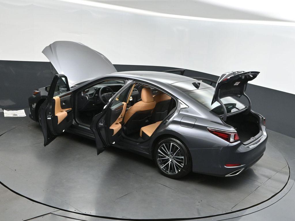 new 2025 Lexus ES 350 car, priced at $50,385