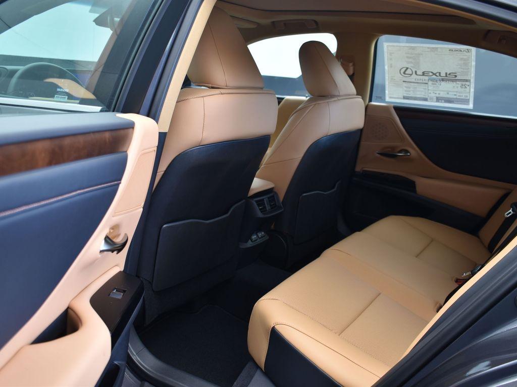 new 2025 Lexus ES 350 car, priced at $50,385