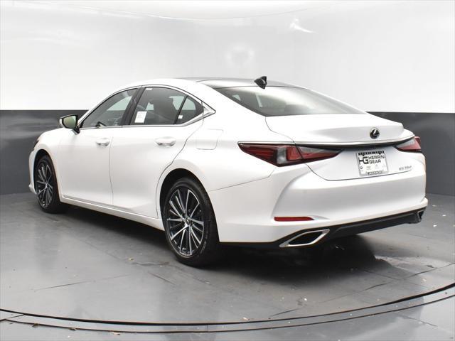 new 2025 Lexus ES 350 car, priced at $49,950