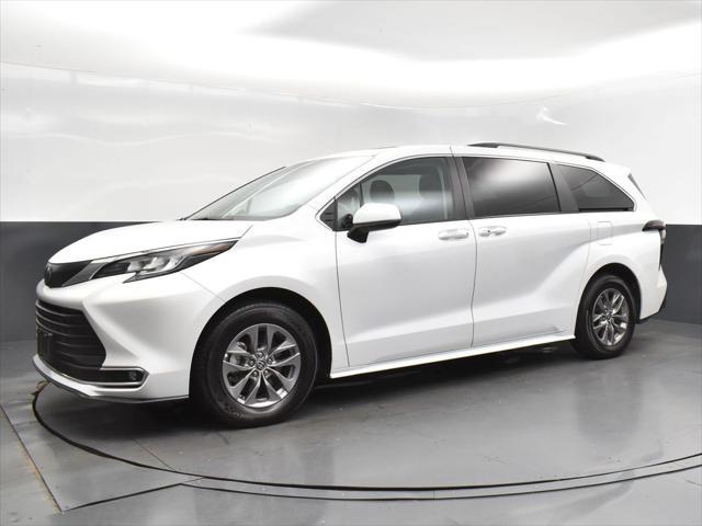 used 2023 Toyota Sienna car, priced at $43,340