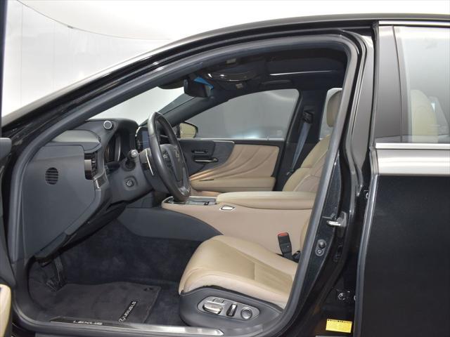 used 2022 Lexus LS 500 car, priced at $56,390
