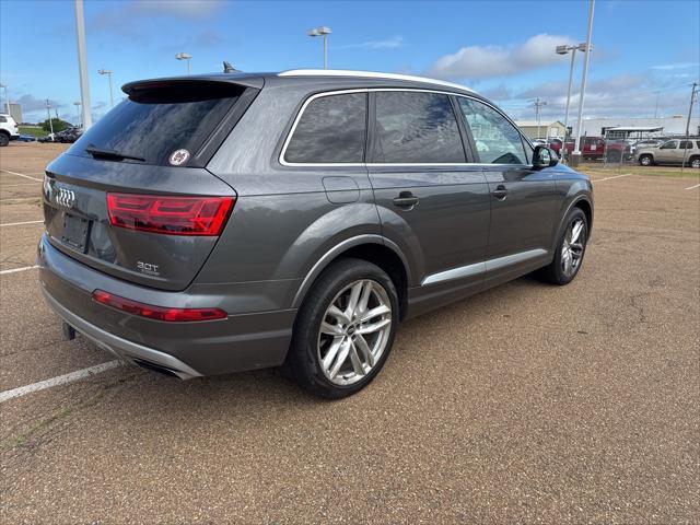 used 2018 Audi Q7 car, priced at $19,470