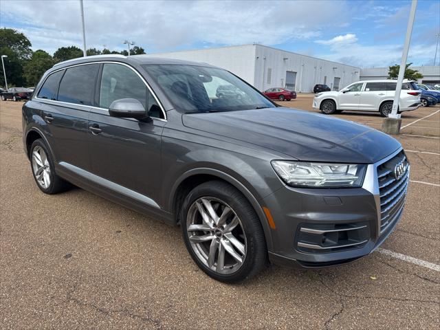 used 2018 Audi Q7 car, priced at $19,470