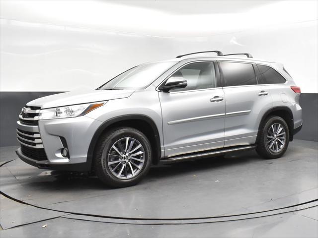 used 2018 Toyota Highlander car, priced at $25,970