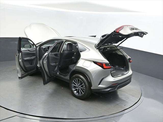 new 2025 Lexus NX 250 car, priced at $44,620