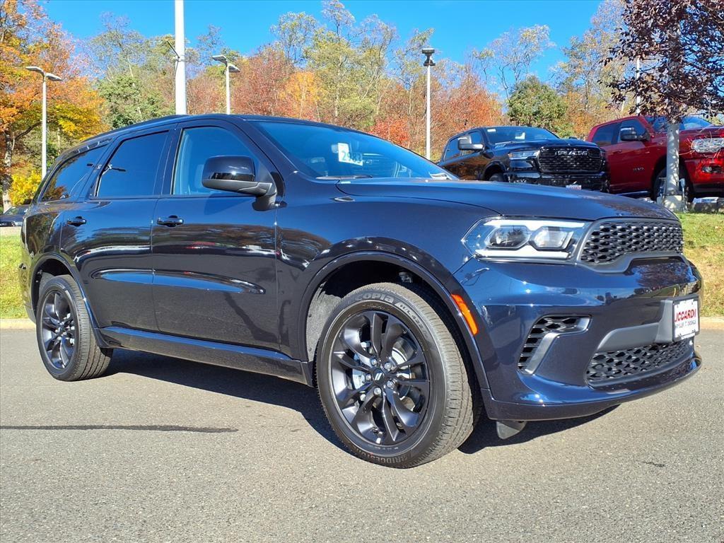 new 2025 Dodge Durango car, priced at $40,040