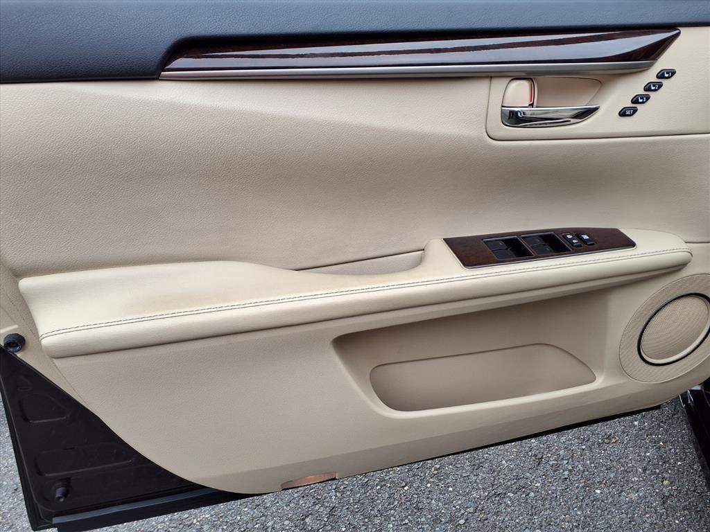 used 2014 Lexus ES 350 car, priced at $14,490