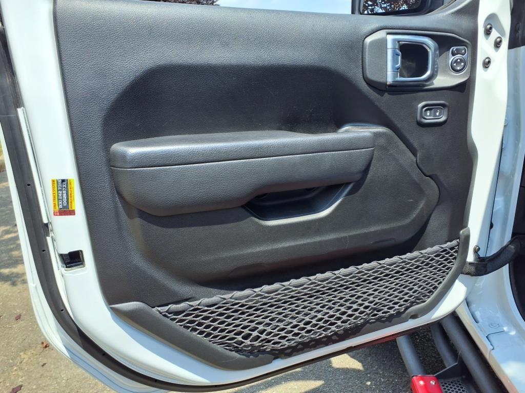 used 2022 Jeep Wrangler car, priced at $33,990
