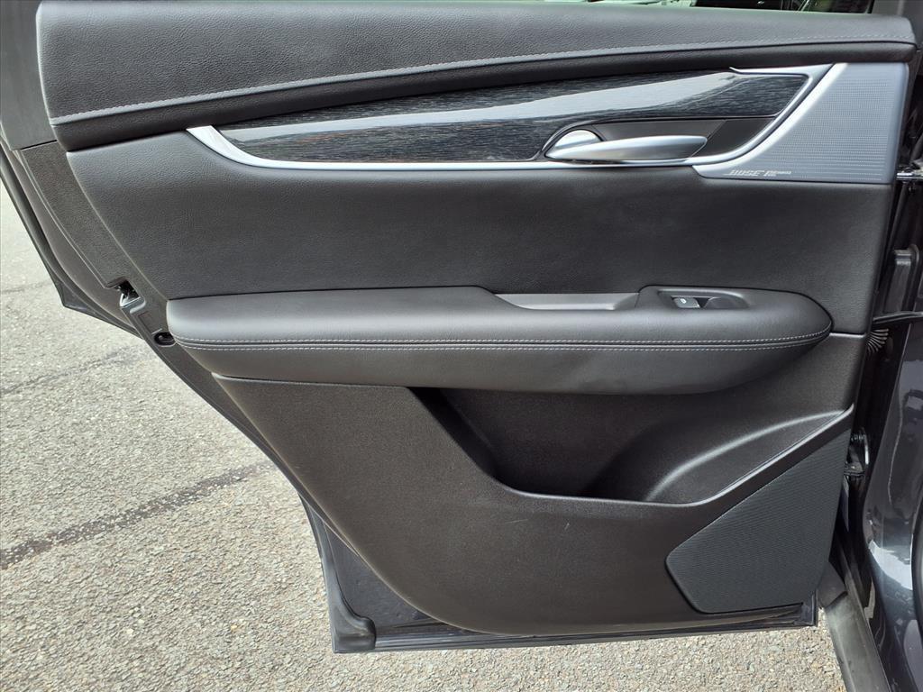 used 2023 Cadillac XT5 car, priced at $28,990