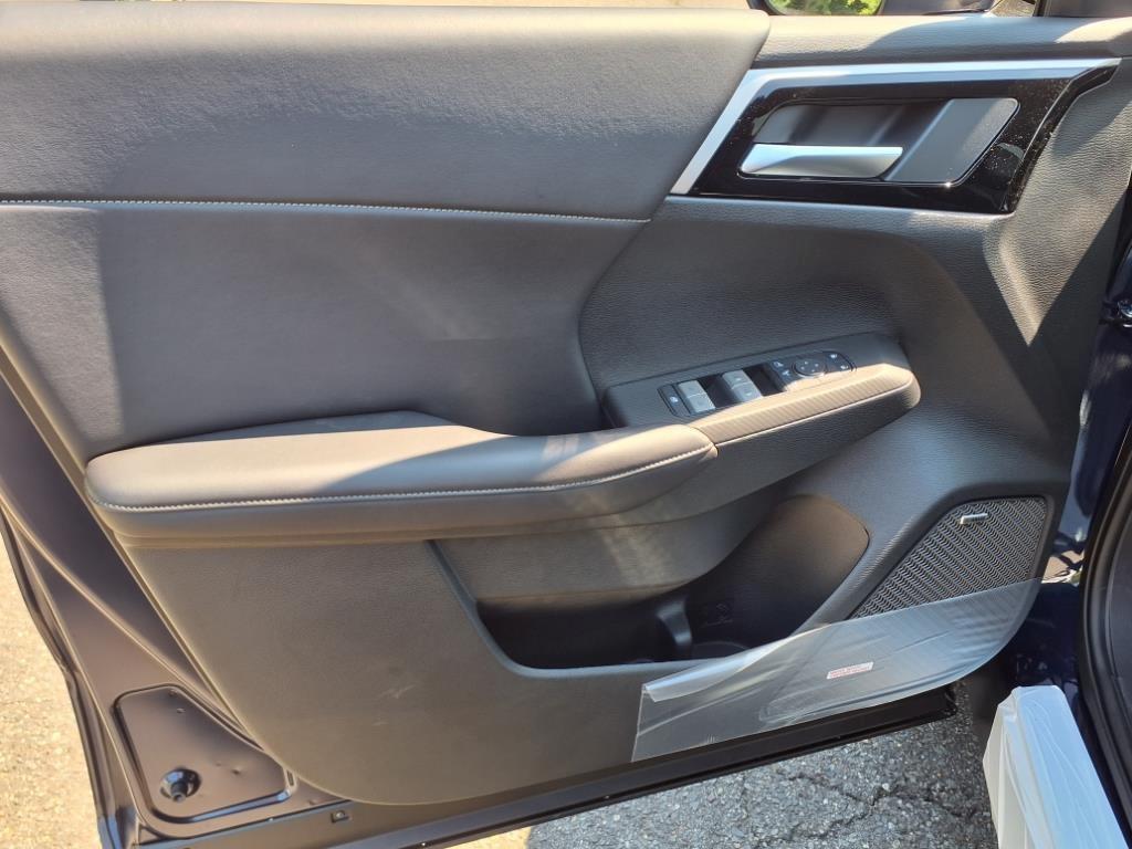 new 2025 Mitsubishi Outlander car, priced at $35,490
