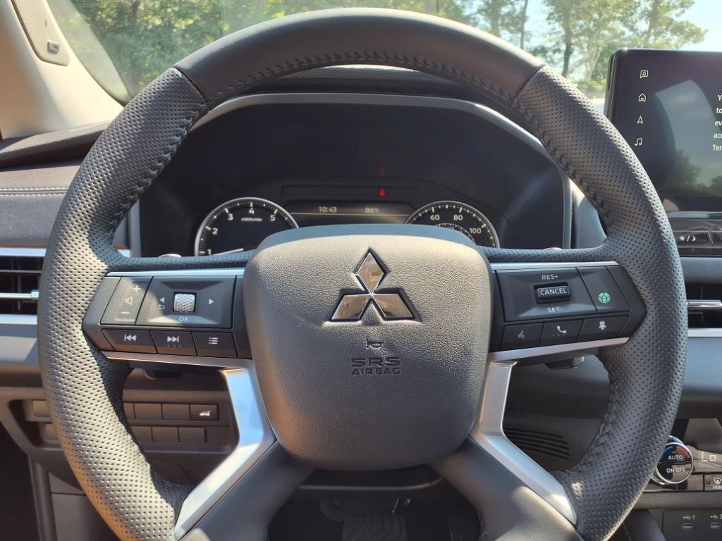new 2025 Mitsubishi Outlander car, priced at $35,490