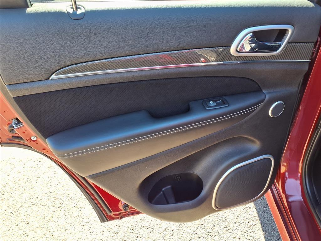 used 2015 Jeep Grand Cherokee car, priced at $28,990